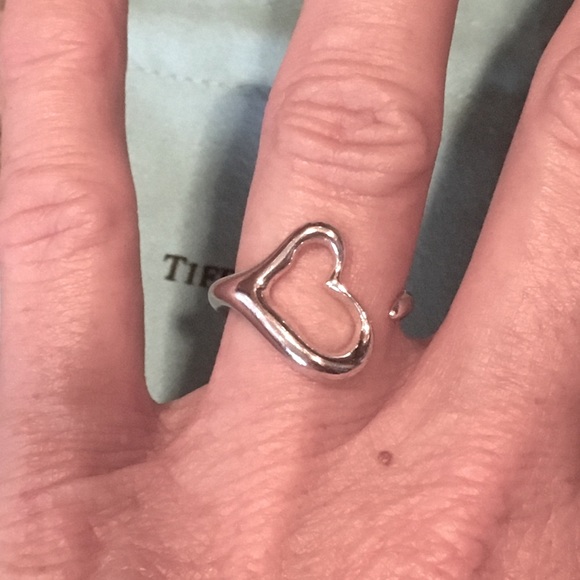 Tiffany & Co Elsa Peretti Silver Open Heart Ring - Picture 6 of 8